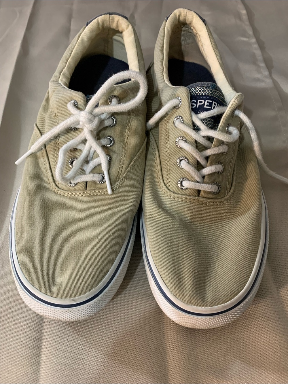 Sperry Men’s Tan Canvas Lace-Up Sneakers with White Soles A/18
